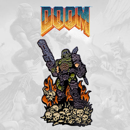Doom Eternal Ansteck-Pin Doom Guy Limited Edition Image 4