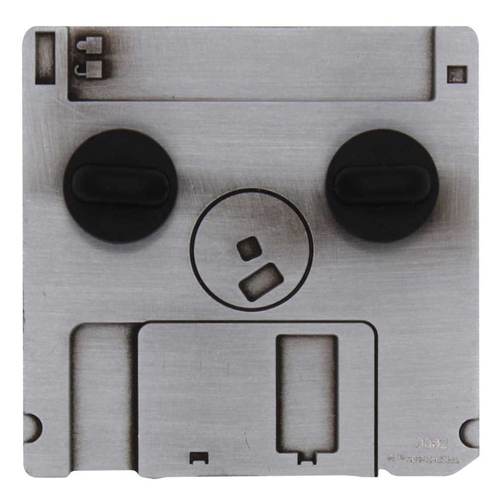 Doom Ansteck-Pin Floppy Disk Limited Edition Image 2