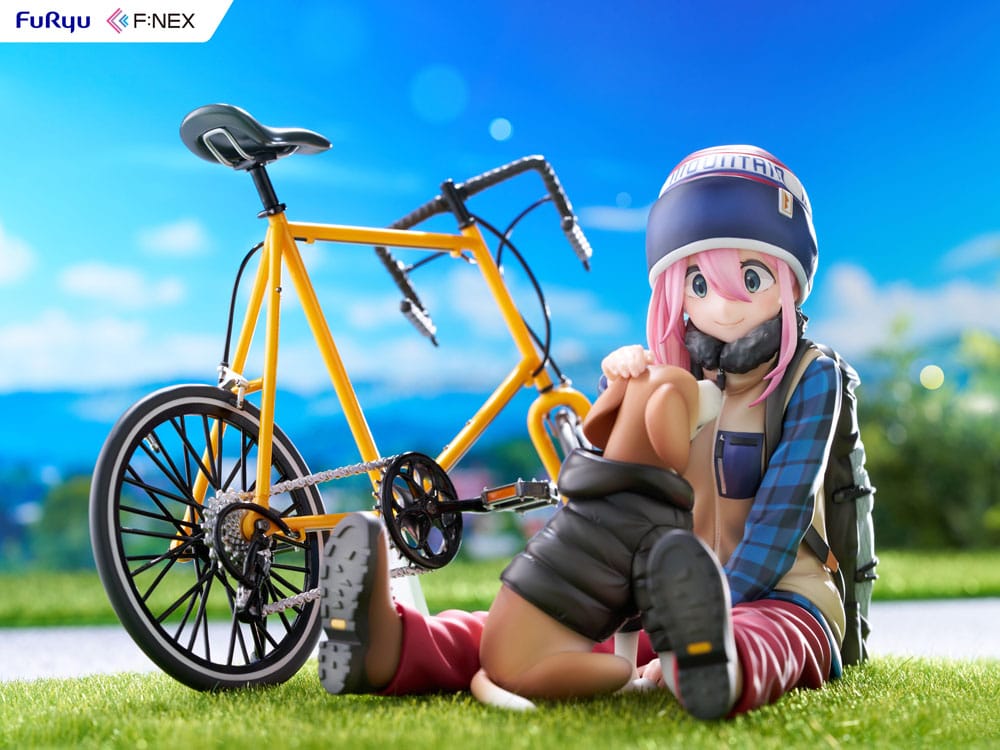 Laid Back Camp F:NEX PVC Statue 1/7 Nadeshiko Kagamihara 13 cm Image 9
