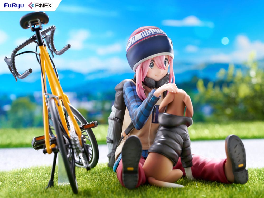 Laid Back Camp F:NEX PVC Statue 1/7 Nadeshiko Kagamihara 13 cm Image 10