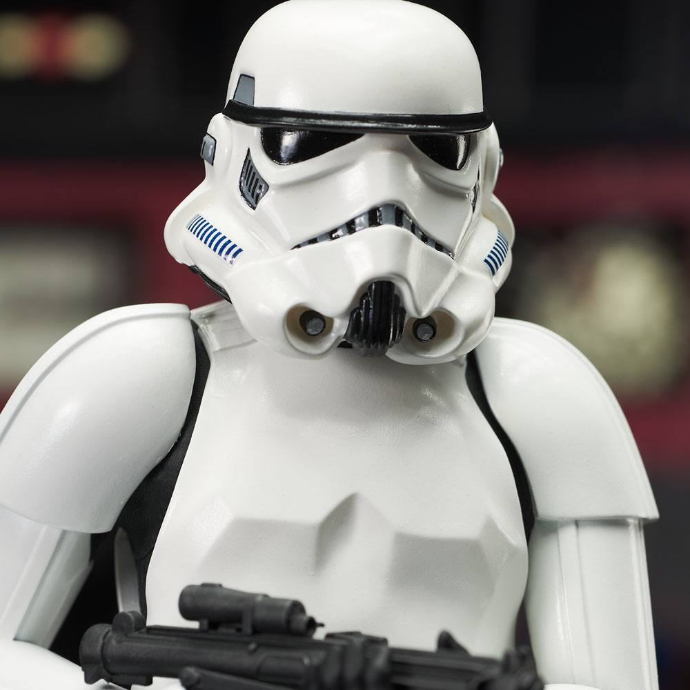 Star Wars Episode IV Milestones Statue 1/6 Han Solo (Stormtrooper Disguise) 40th Anniversary Exclusive 30 cm Image 13