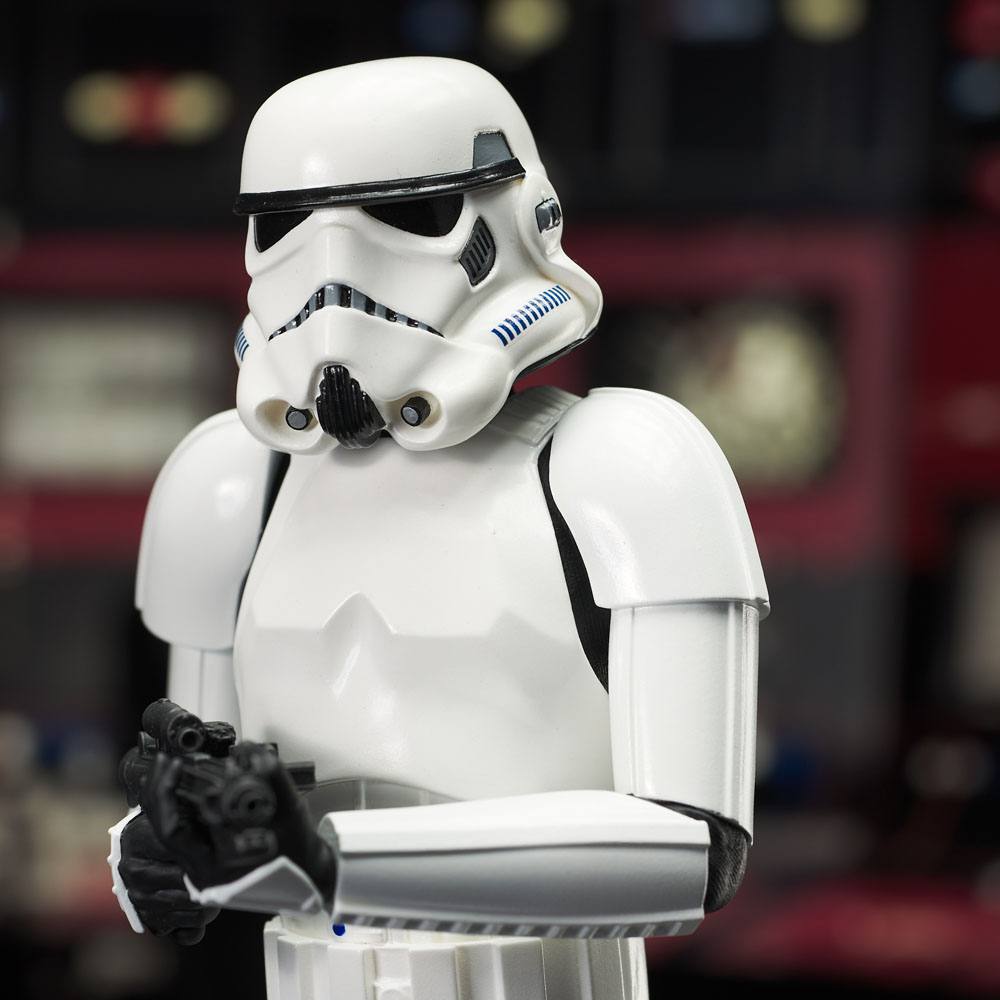 Star Wars Episode IV Milestones Statue 1/6 Han Solo (Stormtrooper Disguise) 40th Anniversary Exclusive 30 cm Image 16