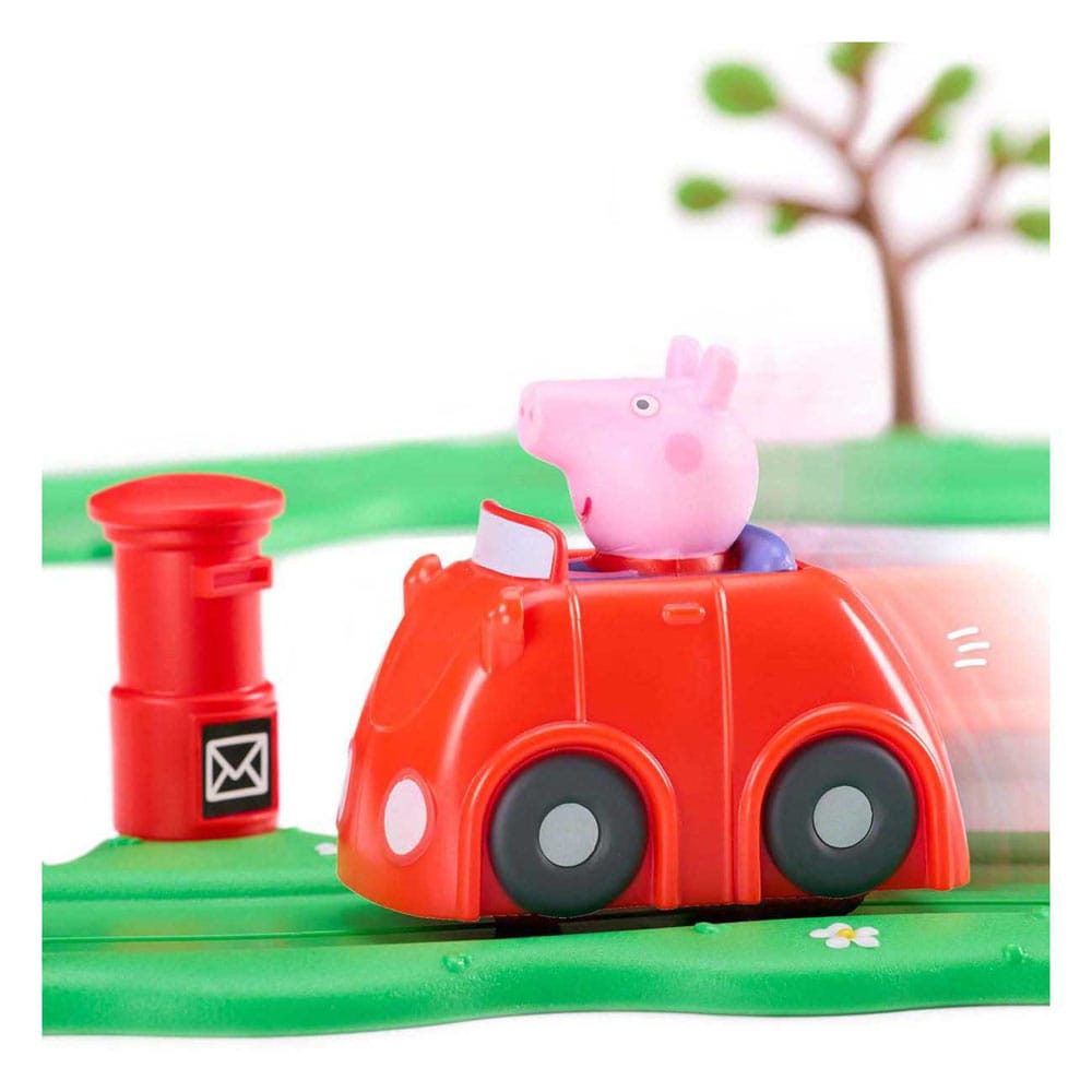 Peppa Pig Whizz Around Peppas kleines rotes Auto Set Image 7