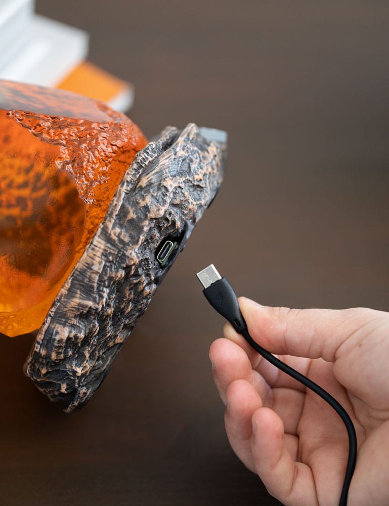 Jurassic Park Lampe mit USB-C Amber Image 4