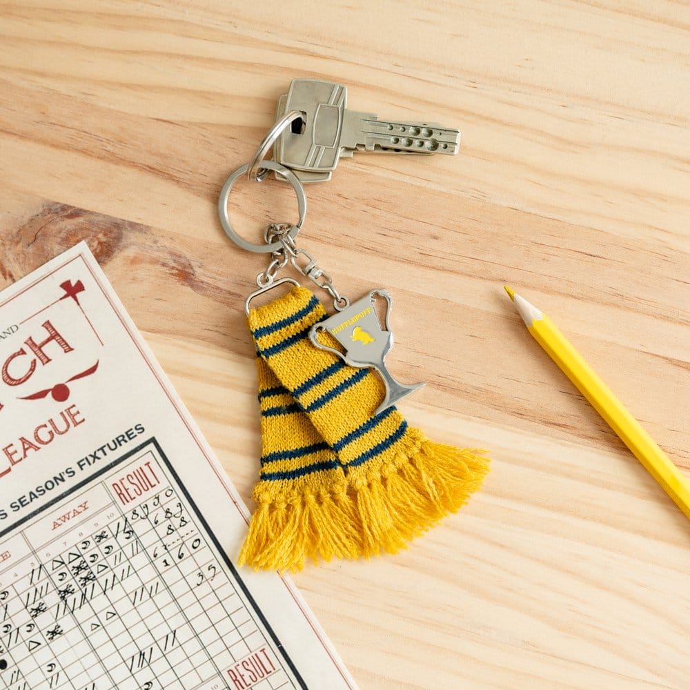 Harry Potter Schlüsselanhänger Hufflepuff Schal 15 cm Image 3