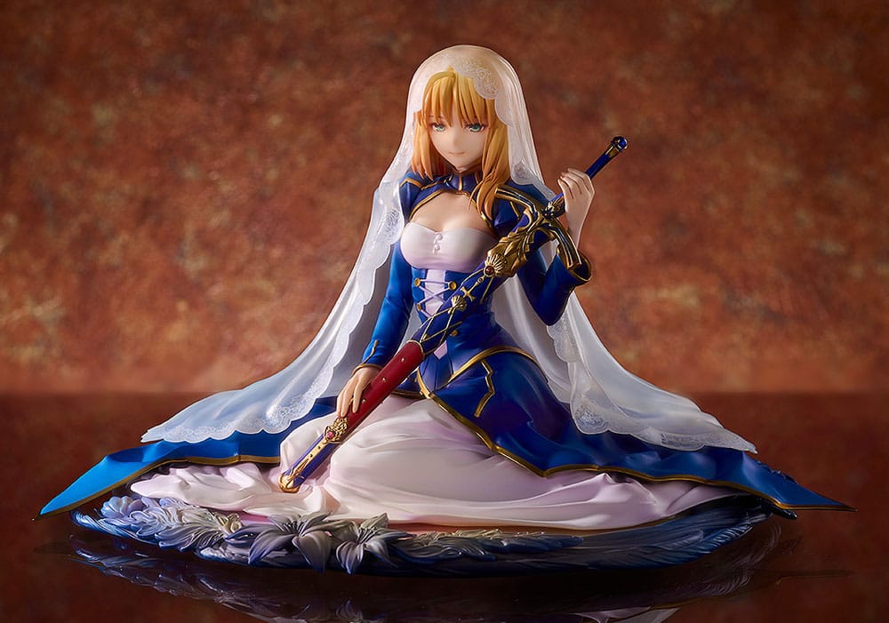 Fate/Grand Order PVC Statue 1/7 Saber Garden of Avalon 14 cm Image 7