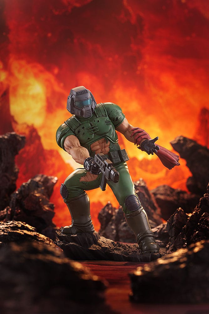 Doom Pop Up Parade PVC Statue Doom Marine 17 cm Image 2