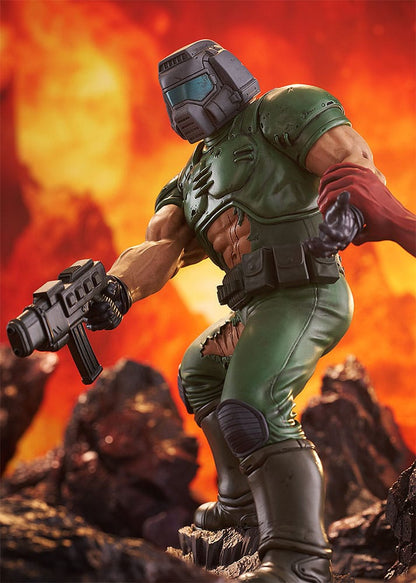 Doom Pop Up Parade PVC Statue Doom Marine 17 cm Image 4