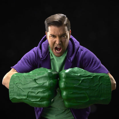 The Incredible Hulk Marvel Legends Premium Roleplay-Fäuste Image 6