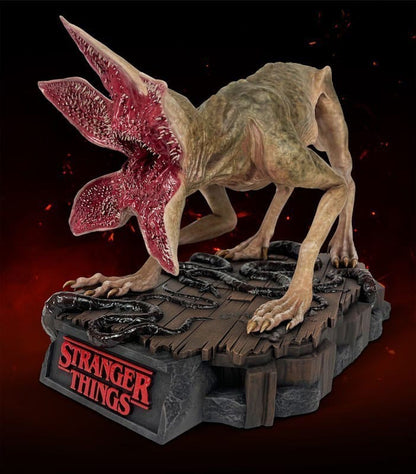 Stranger Things Statue 1/4 Demodog 25 cm Image 4