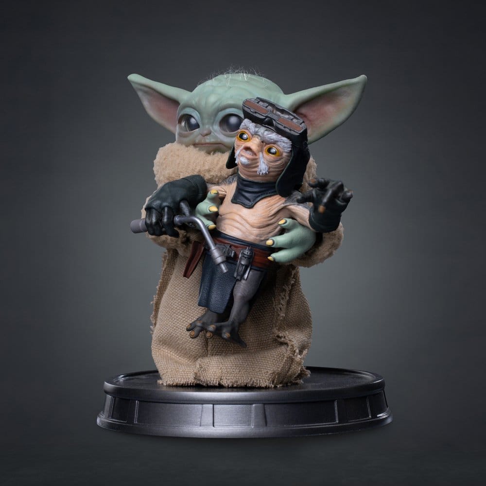 The Mandalorian & Grogu Grogu Collection Statue Grogu No Squeezy Image 3