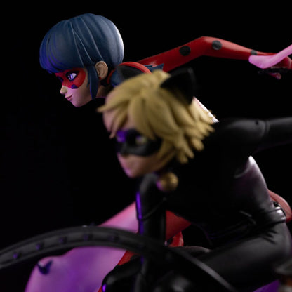 Miraculous Deluxe Art Scale Statue 1/10 Lady Bug and Cat Noir Signed Edition 23 cm Image 7
