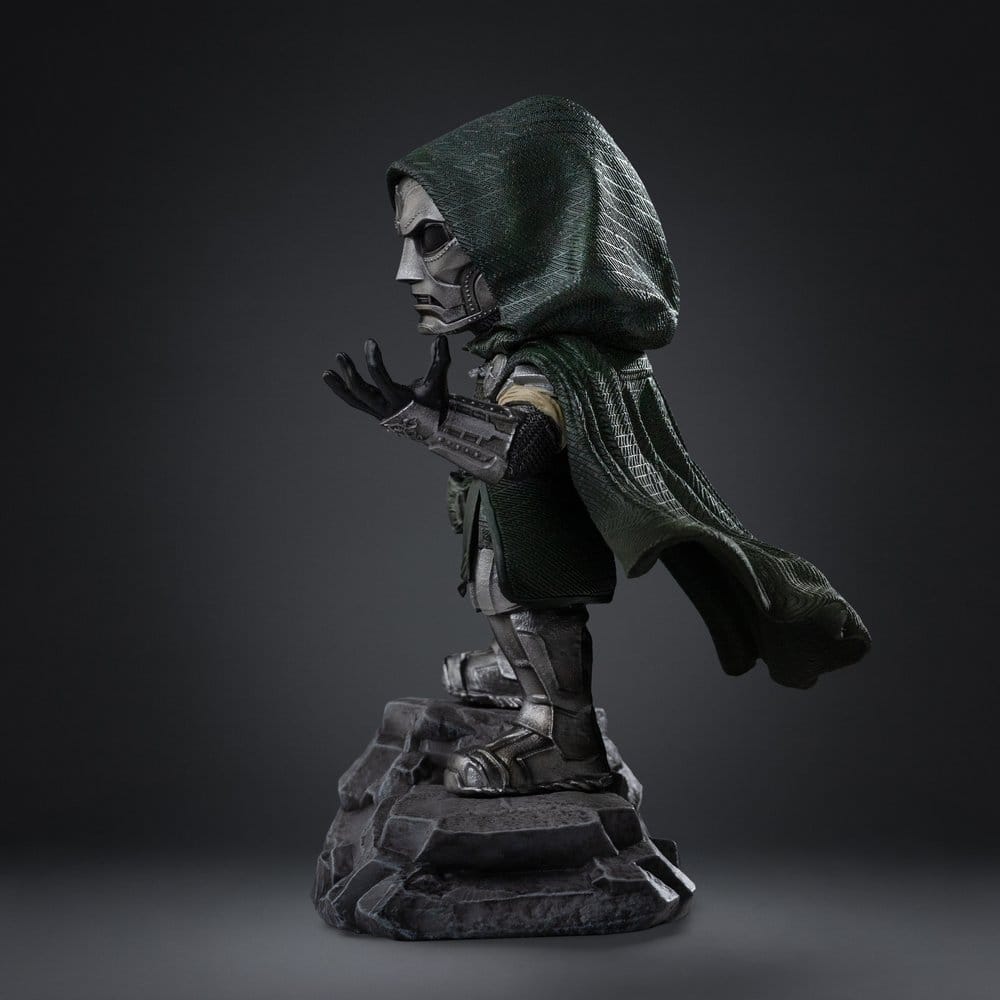 Avengers: Doomsday MiniCo Statue Doctor Doom 15 cm Image 4