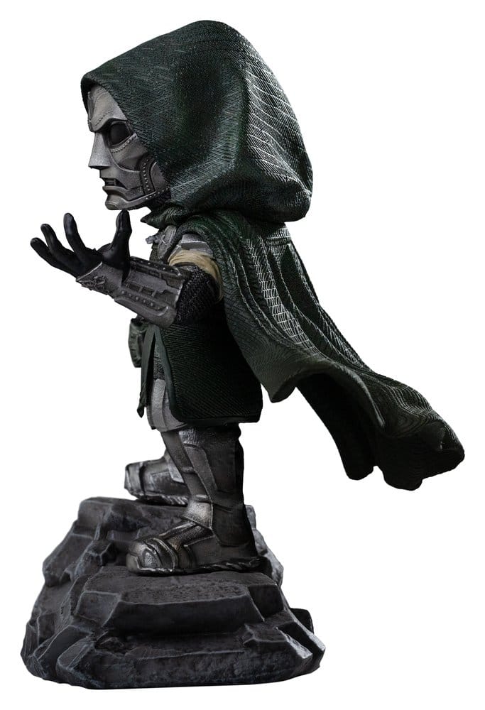 Avengers: Doomsday MiniCo Statue Doctor Doom 15 cm Image 5
