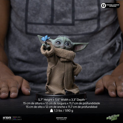 The Mandalorian & Grogu Grogu Collection Statue Grogu Butterfly Wonder Image 2