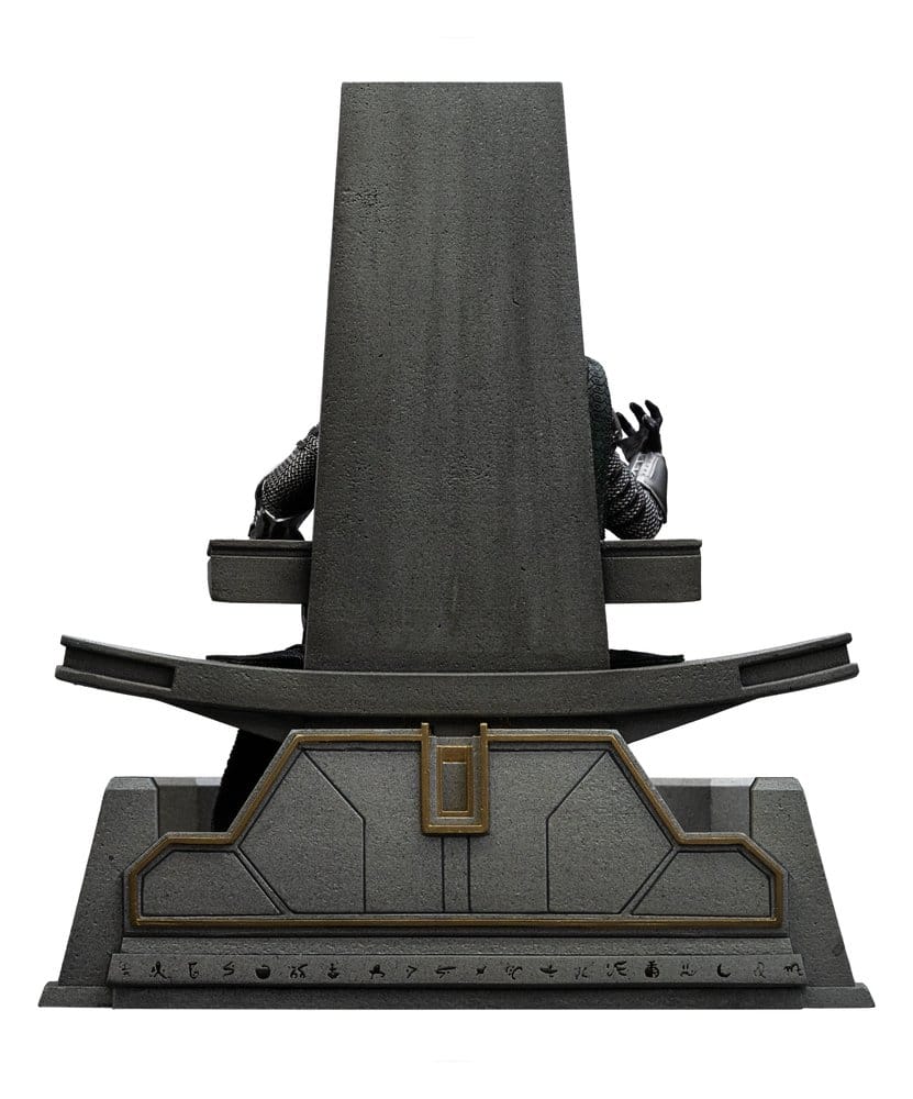 Avengers: Doomsday Art Scale Statue 1/10 Doctor Doom on Throne 22 cm Image 10