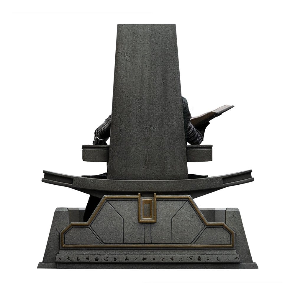 Avengers: Doomsday Art Scale Statue 1/10 Doctor Doom on Throne 22 cm Image 11