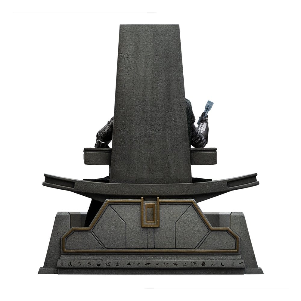Avengers: Doomsday Art Scale Statue 1/10 Doctor Doom on Throne 22 cm Image 12