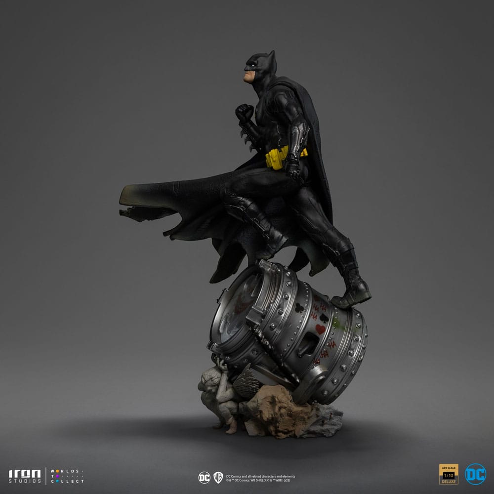 DC Comics BDS Art Scale Statue 1/10 Batman Deluxe (Black Version Exclusive) heo EU Exclusive 30 cm Image 4