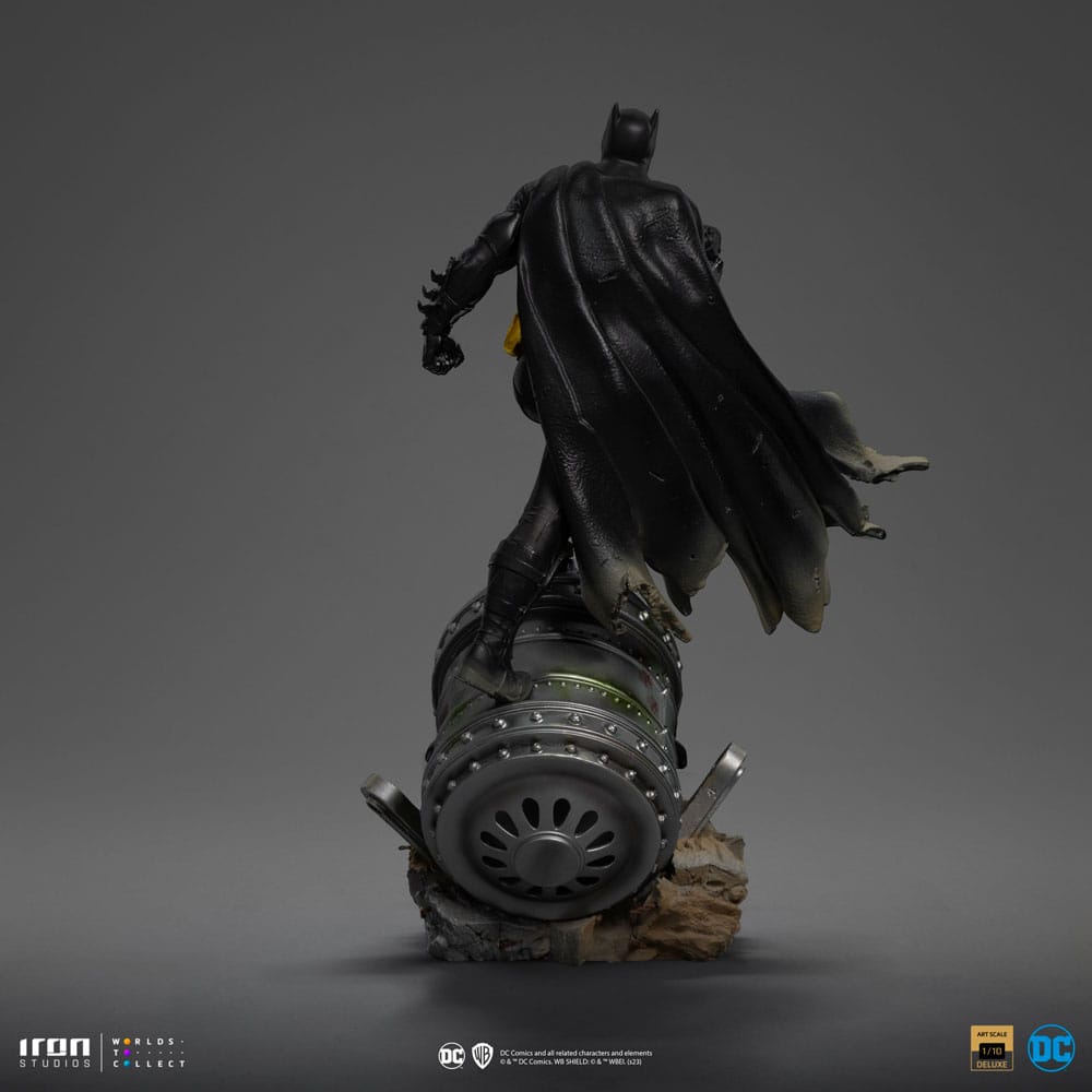 DC Comics BDS Art Scale Statue 1/10 Batman Deluxe (Black Version Exclusive) heo EU Exclusive 30 cm Image 5