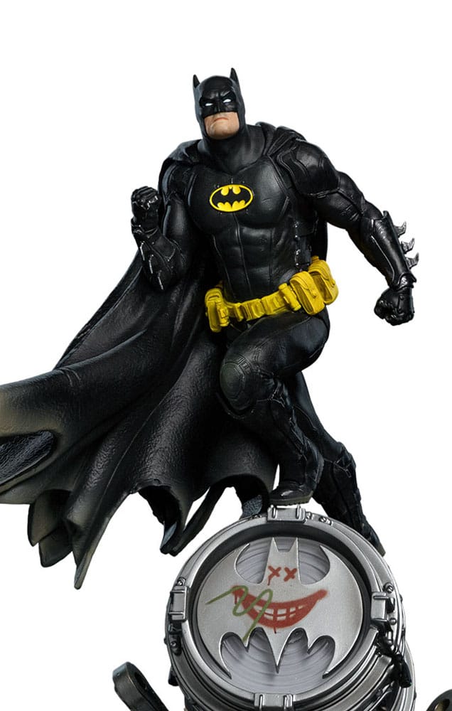 DC Comics BDS Art Scale Statue 1/10 Batman Deluxe (Black Version Exclusive) heo EU Exclusive 30 cm Image 14