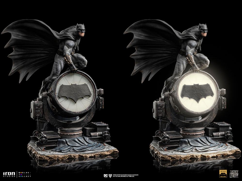 Zack Snyder's Justice League Deluxe Art Scale Statue 1/10 Batman on Batsignal 28 cm Image 14