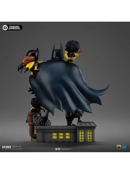 Batman Animated icons PVC Figur Batman Family 18 cm Image 6
