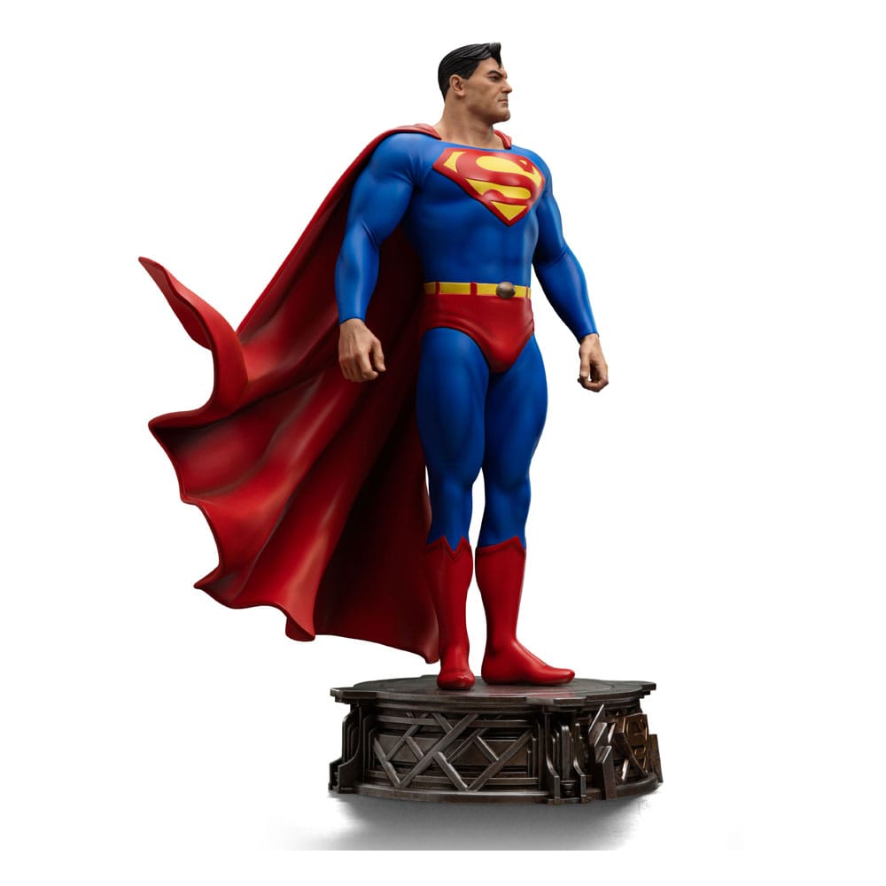 DC Comics Legacy Replica Statue 1/4 Superman DC Trinity 57 cm Image 2