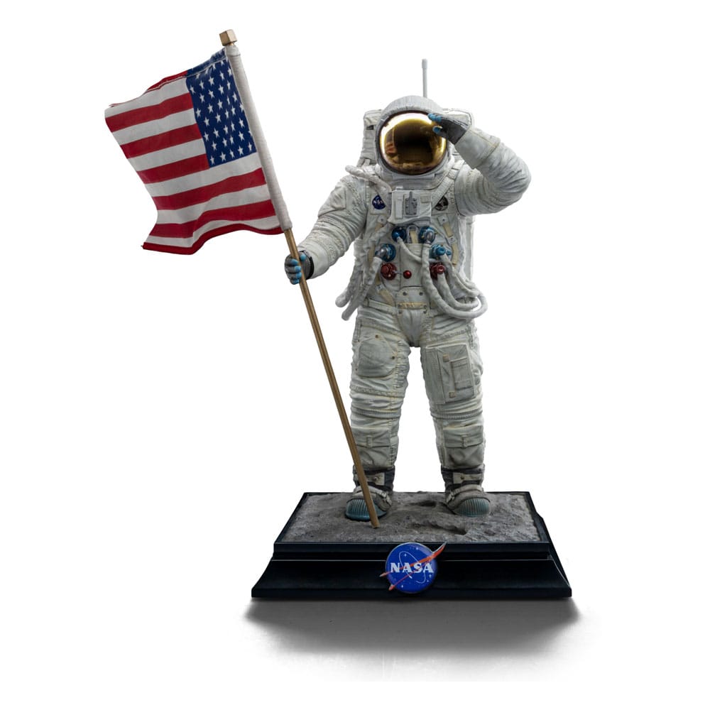 NASA Art Scale Statue 1/10 Apollo 11 Astronaut 23 cm Image 1
