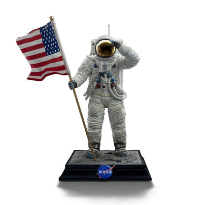 NASA Art Scale Statue 1/10 Apollo 11 Astronaut 23 cm Image 2