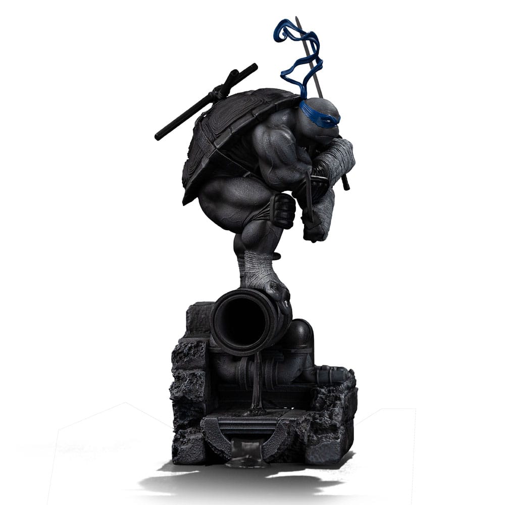 Teenage Mutant Ninja Turtles Art Scale Statue 1/10 Leonardo Black and White Variant 26 cm heo exclusive Image 3