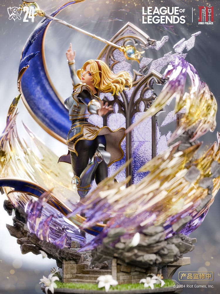 League of Legends Statue Lux 42 cm Image 8