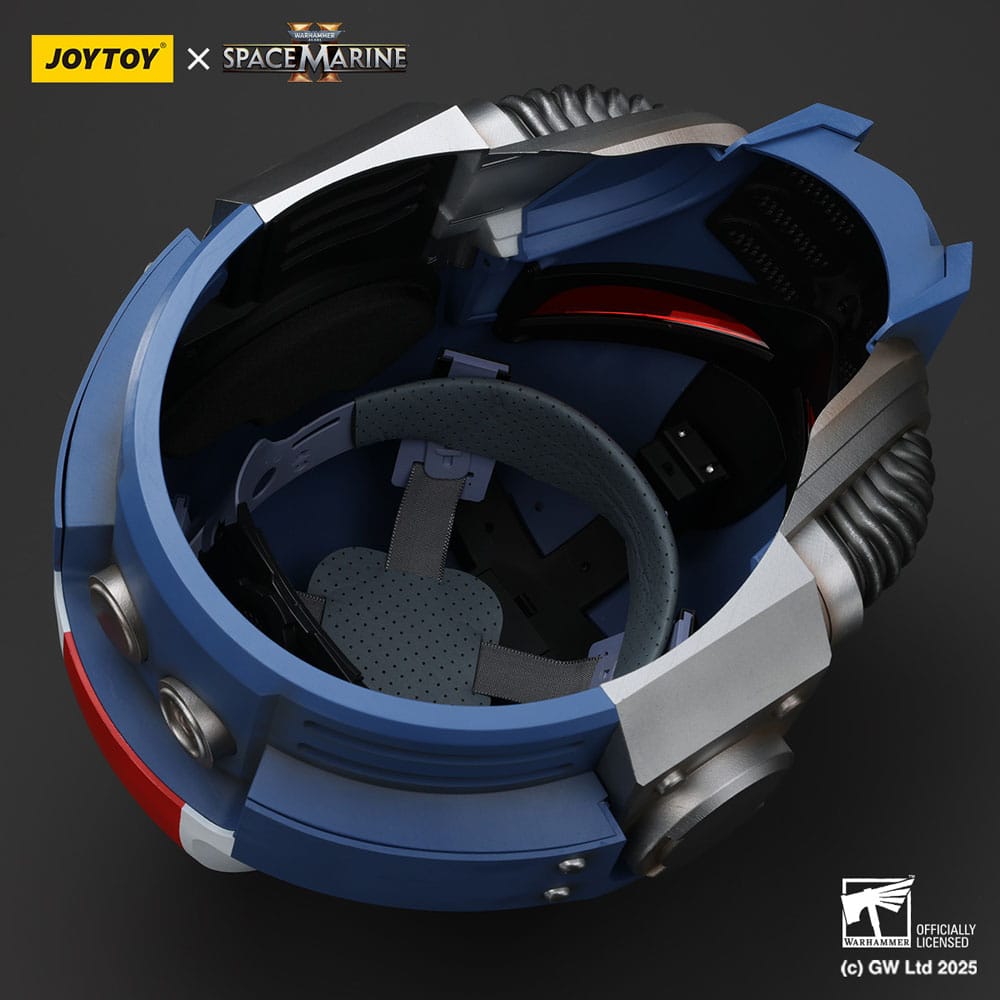 Warhammer 40,000: Space Marine 2 Replik Ultramarines Lieutenant Titus Helm 30 cm Image 5