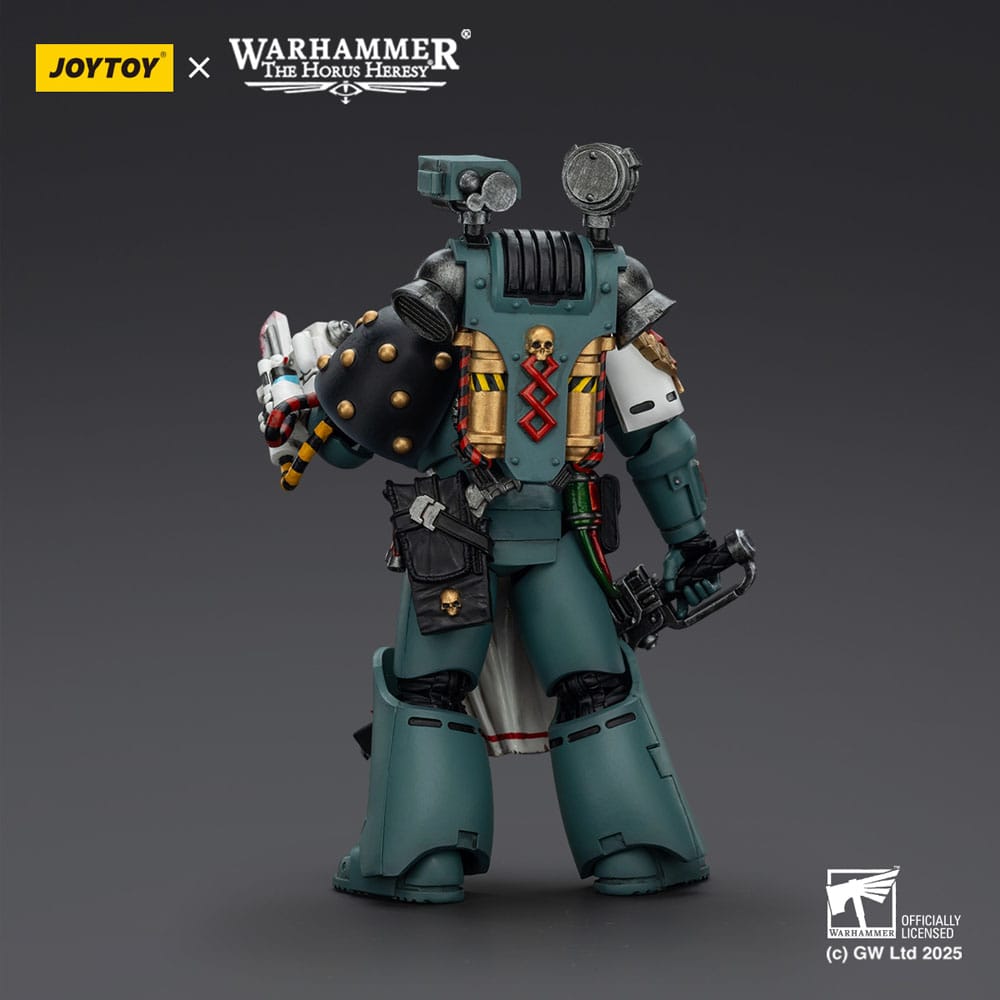 Warhammer 40,000: Sons of Horus Actionfigur Legion Apothecary 12 cm Image 3