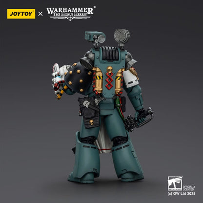 Warhammer 40,000: Sons of Horus Actionfigur Legion Apothecary 12 cm Image 3