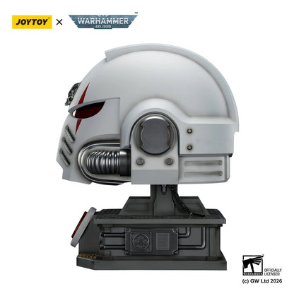 Warhammer 40,000 Helm mit Display-Ständer White Scars MkX 44 cm Image 3