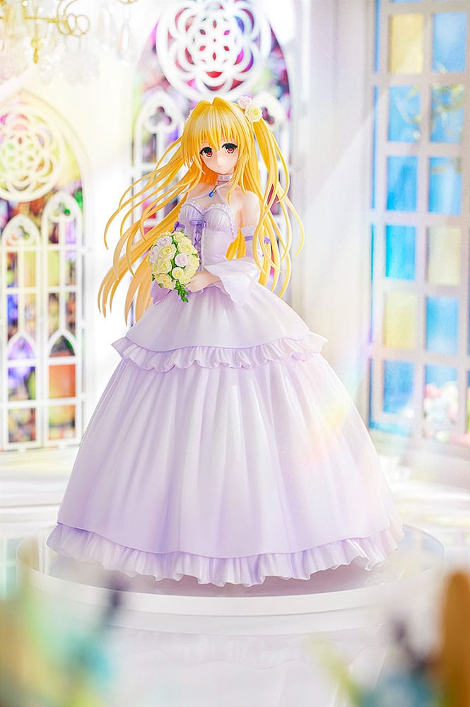 To Love-Ru Darkness PVC Statue 1/7 Golden Darkness Wedding Dress Ver. 23 cm Image 3