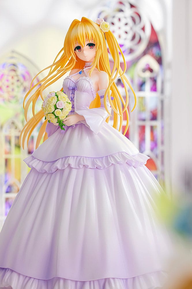 To Love-Ru Darkness PVC Statue 1/7 Golden Darkness Wedding Dress Ver. 23 cm Image 5