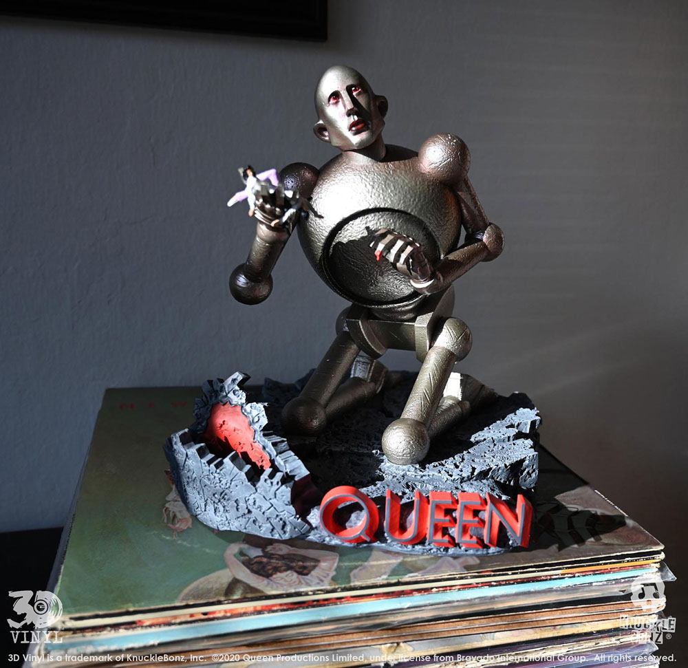 Queen 3D Vinyl Statue Queen Robot (News of the World) 20 x 21 x 24 cm Image 16