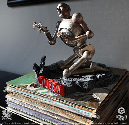 Queen 3D Vinyl Statue Queen Robot (News of the World) 20 x 21 x 24 cm Image 17