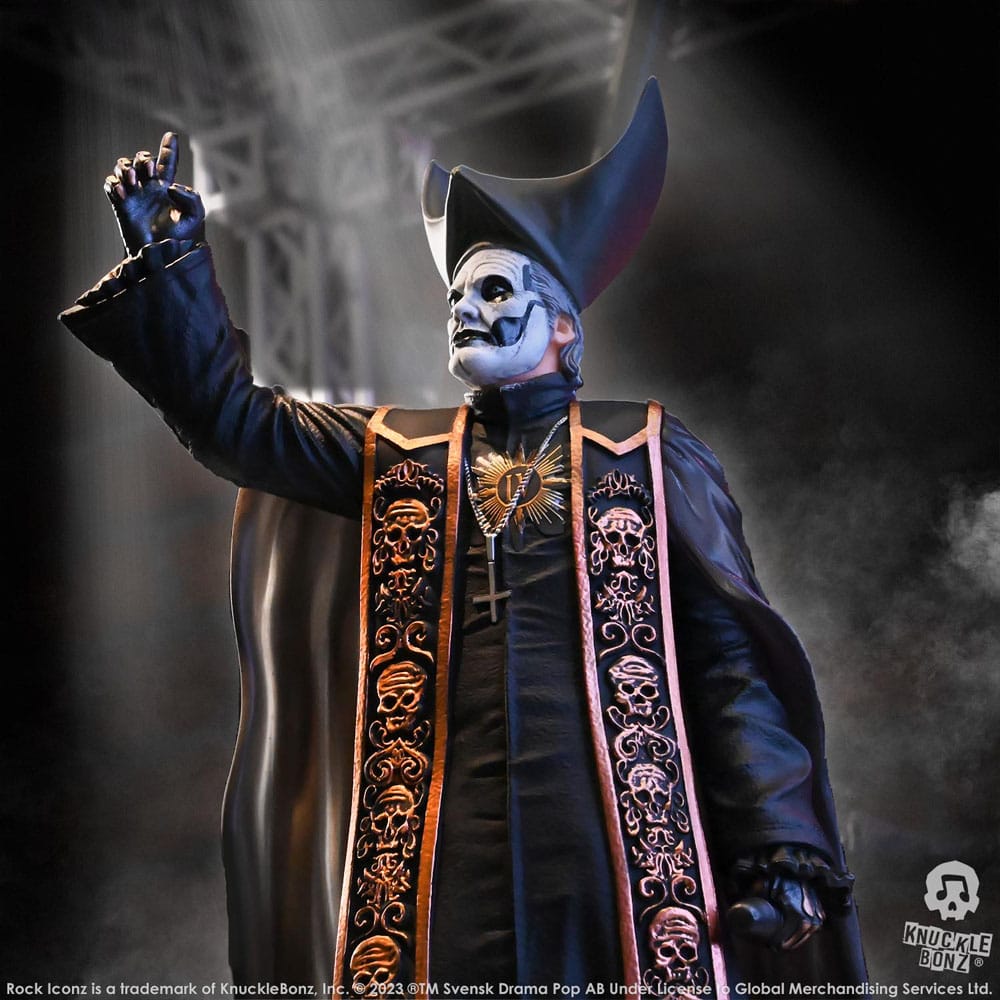 Ghost Rock Iconz Statue 1/9 Papa Emeritus IV (Black Robes) 22 cm Image 24