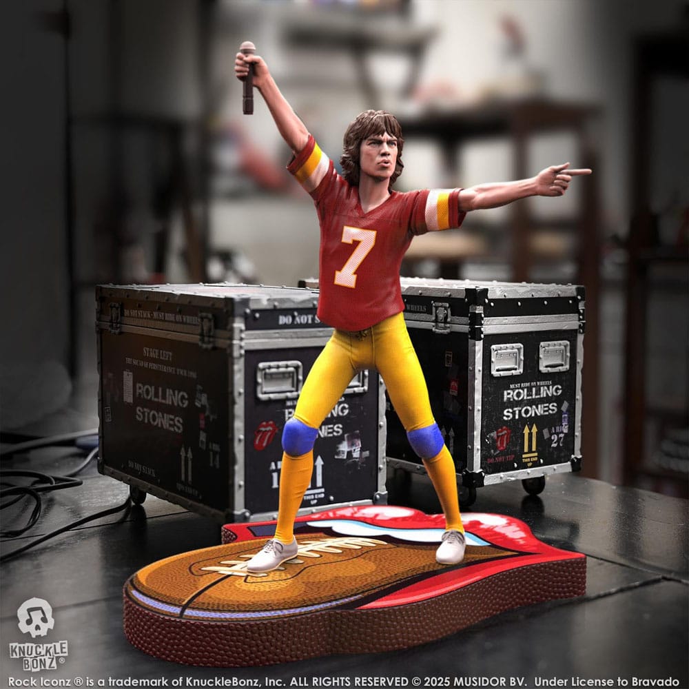 Rolling Stones Rock Iconz Statue Mick Jagger US Tour 1981 (Burgundy Jersey) 22 cm Image 3