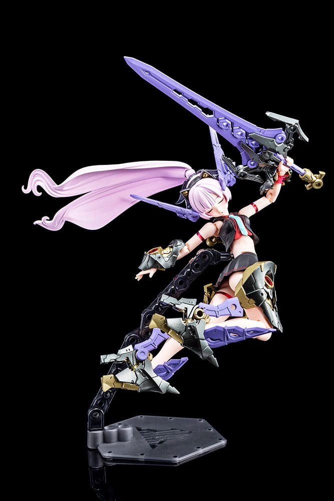 Megami Device Plastic Model Kit 1/1 Buster Doll Paladin Darkness Claw 17 cm Image 6