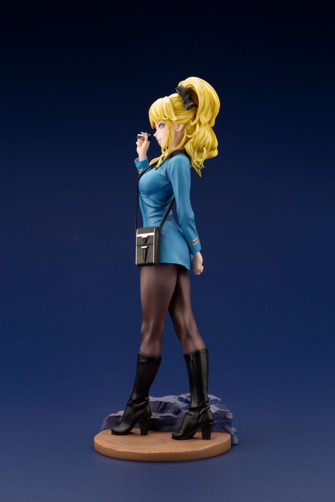 Star Trek Bishoujo PVC Statue 1/7 Medical Officer Limited Edition 23 cm Image 3