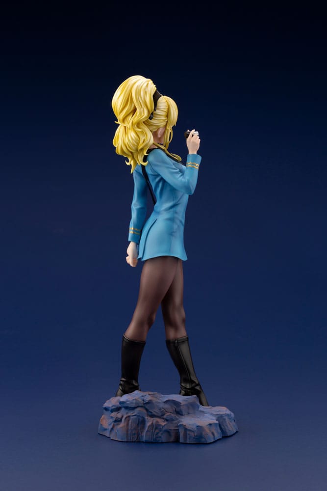 Star Trek Bishoujo PVC Statue 1/7 Medical Officer Limited Edition 23 cm Image 6