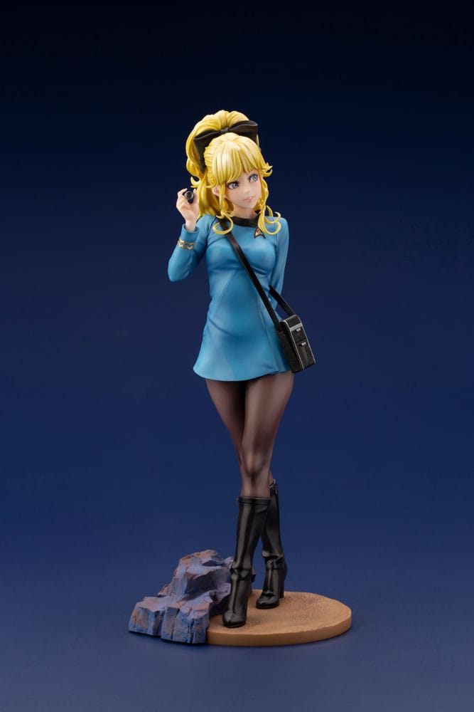 Star Trek Bishoujo PVC Statue 1/7 Medical Officer Limited Edition 23 cm Image 7