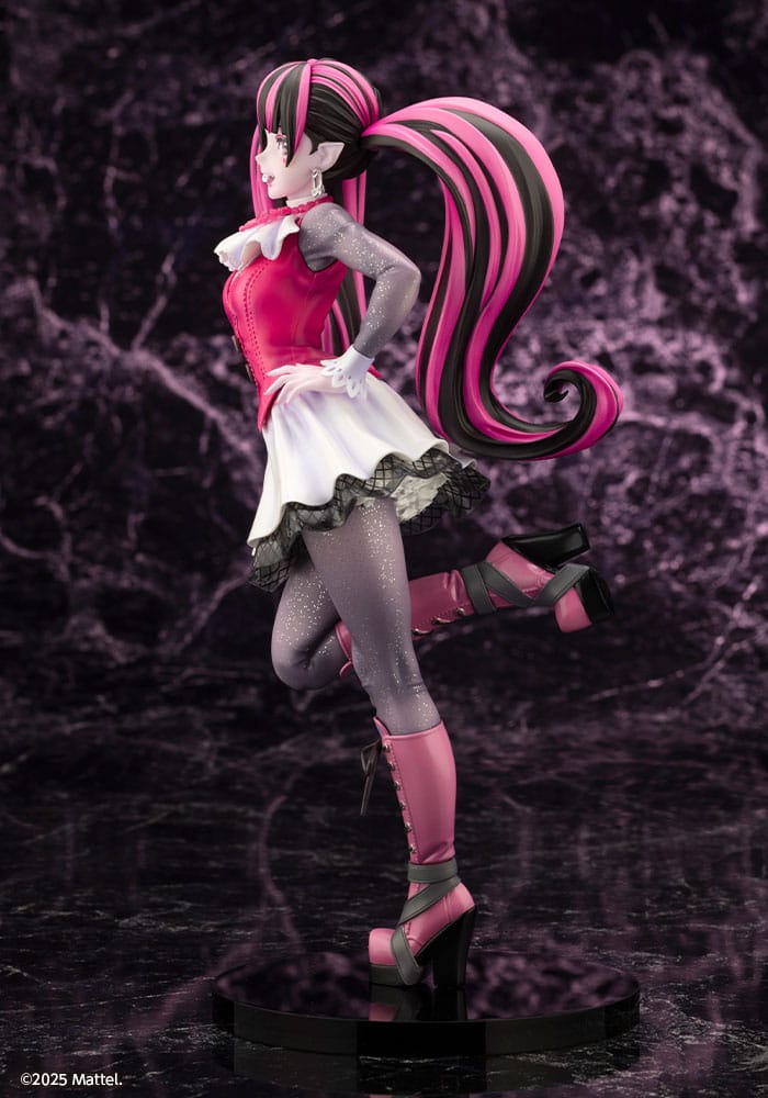 Monster High Bishoujo PVC Statue 1/7 Draculaura 26 cm Image 3