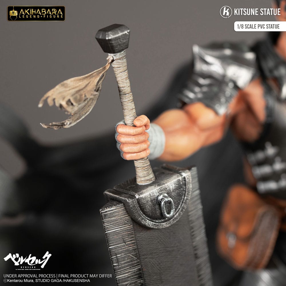 Berserk Akihabara Legend Figure PVC Statue 1/8 Guts 30 cm Image 7