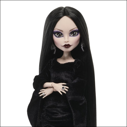 Monster High x Wednesday Collector Puppe Morticia Addams Image 5