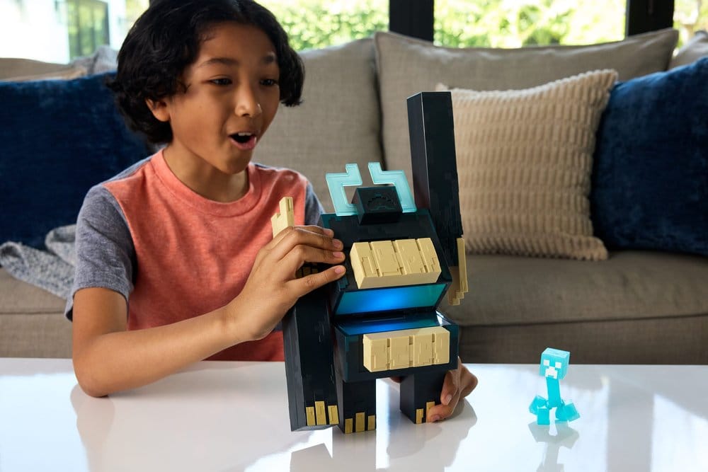 Minecraft Dungeons II Actionfigur mit Licht und Sound Twisted Warden Image 2